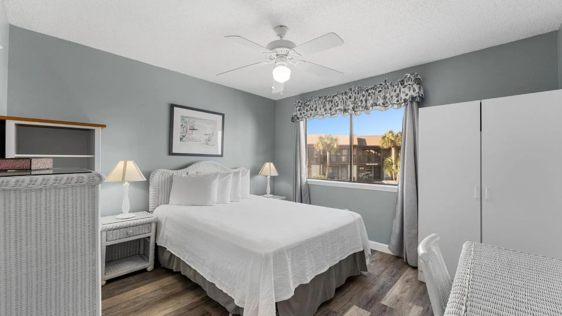 Holiday home Portside N3 - 2 Bedroom Pet Friendly! Pool View! Panama City Beach